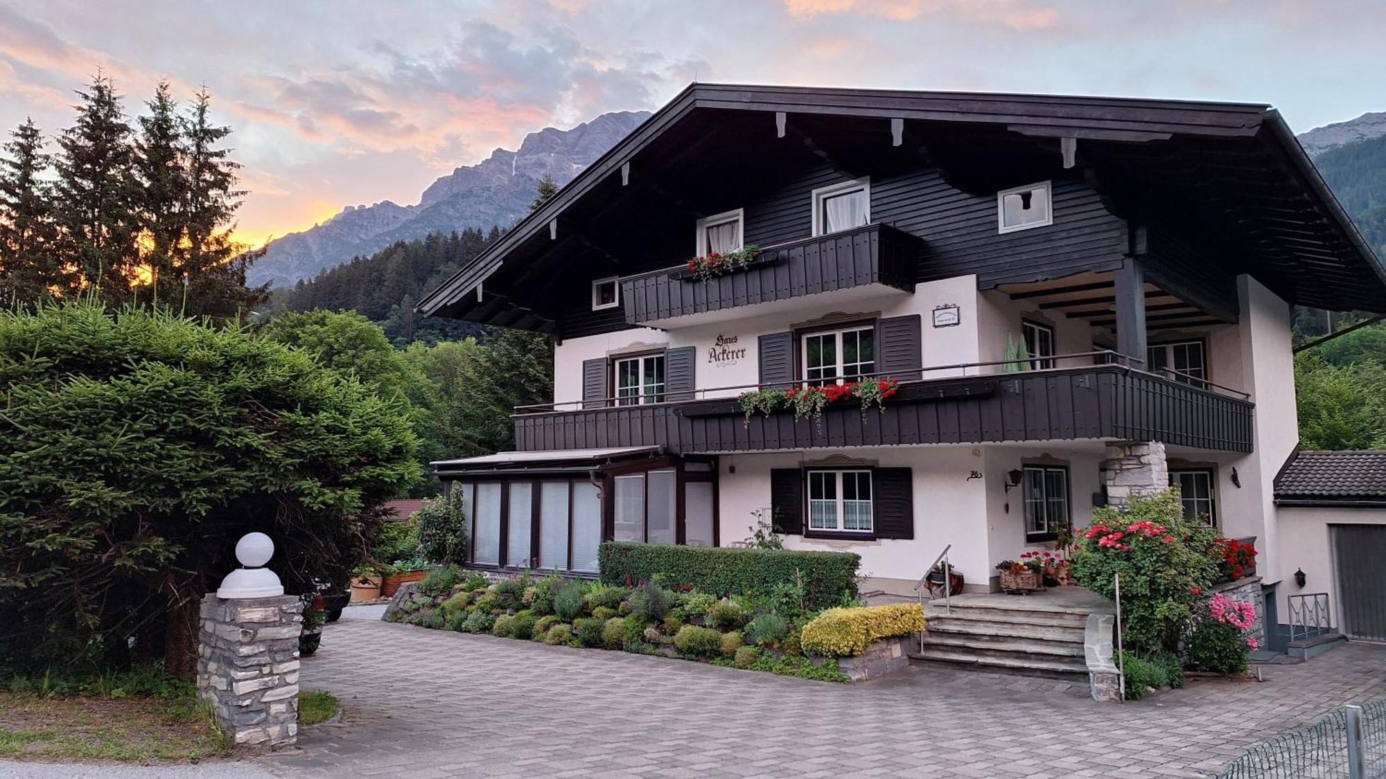Haus Ackerer Apartment Leogang Bagian luar foto